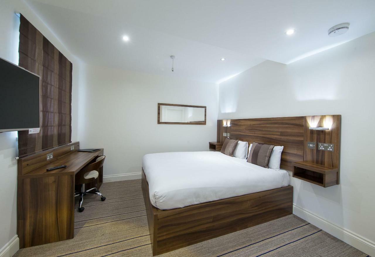 Heathrow-Windsor Guest House Слау Екстериор снимка